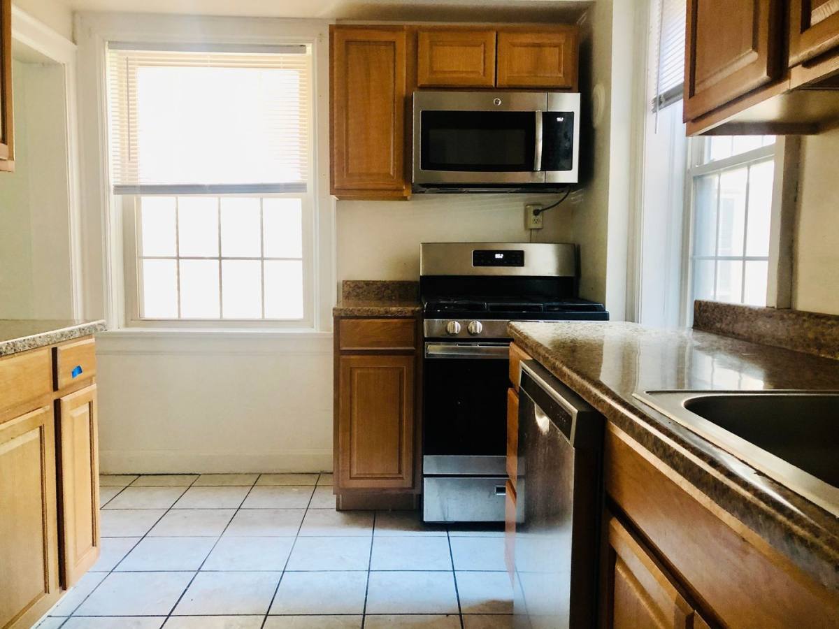 Apartment for rent at 1350 Neil Ave, Columbus, OH 43201