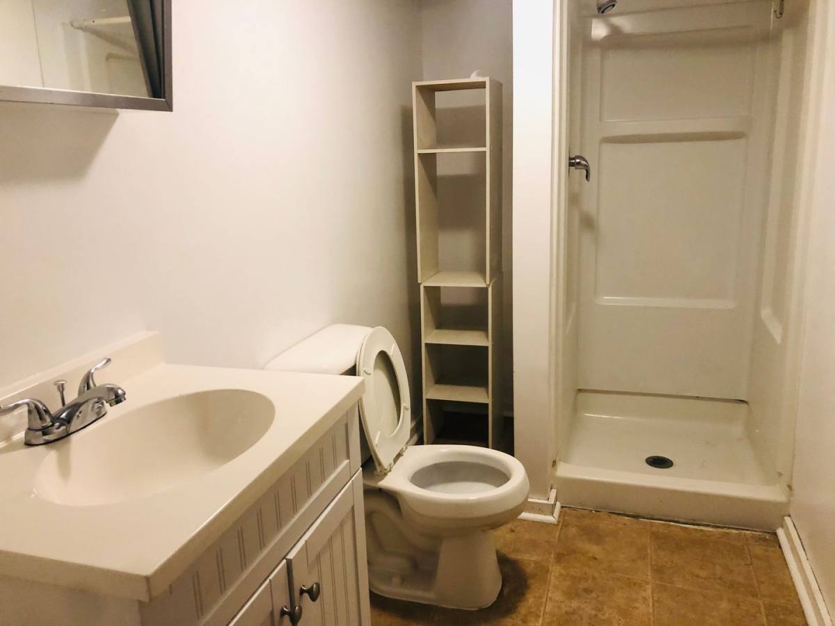 House for rent at 2015 Summit St, Columbus, OH 43201