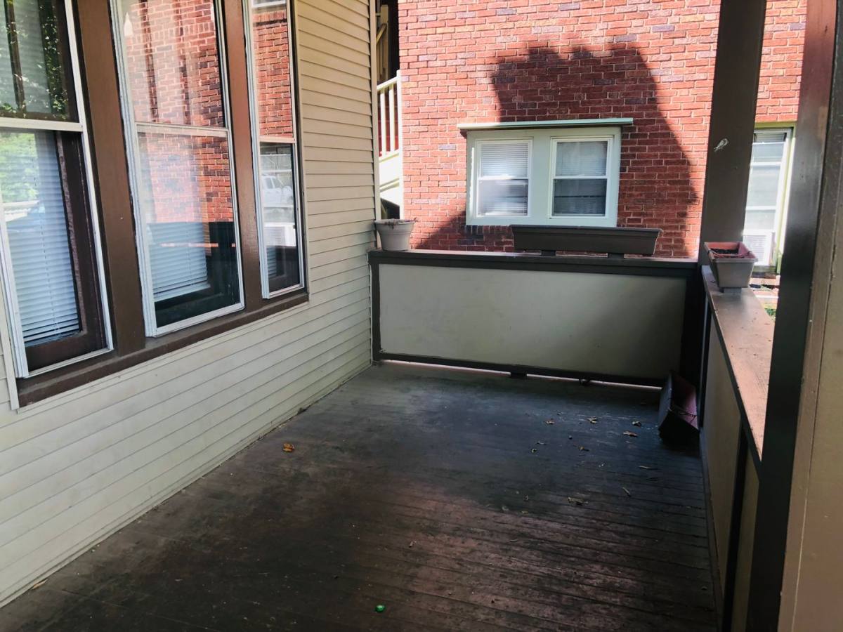 House for rent at 2015 Summit St, Columbus, OH 43201