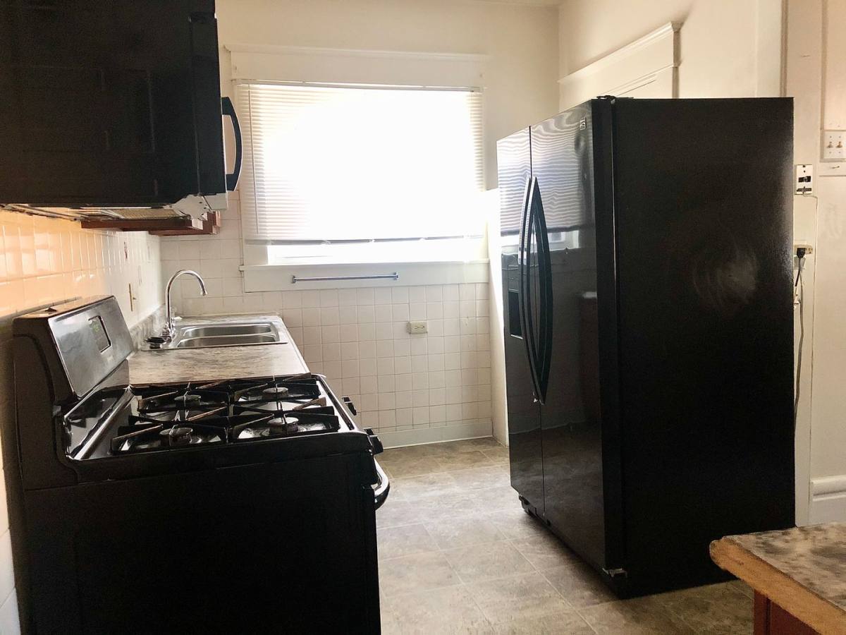 House for rent at 2015 Summit St, Columbus, OH 43201