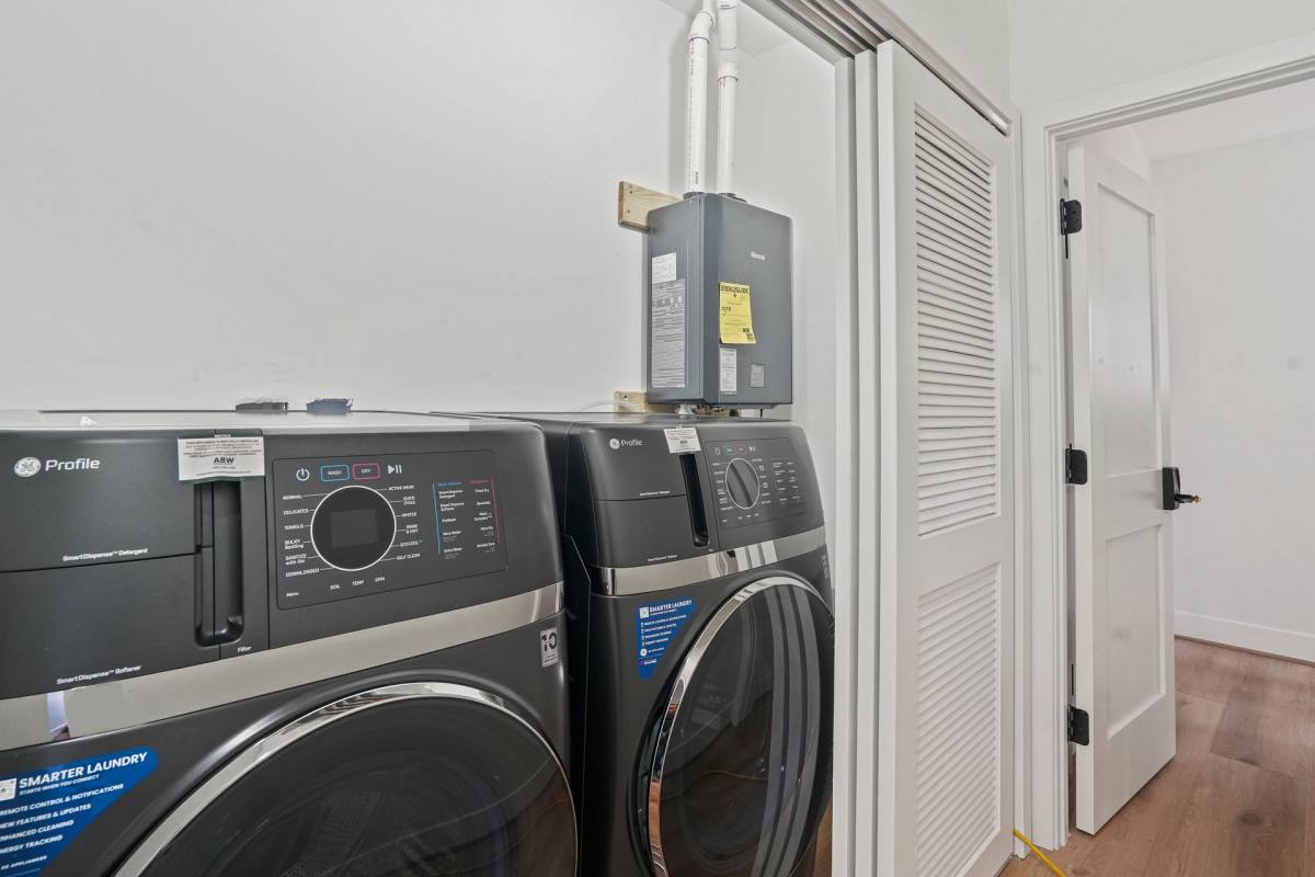 Apartment for rent at 235 F St NE, Washington, DC 20002