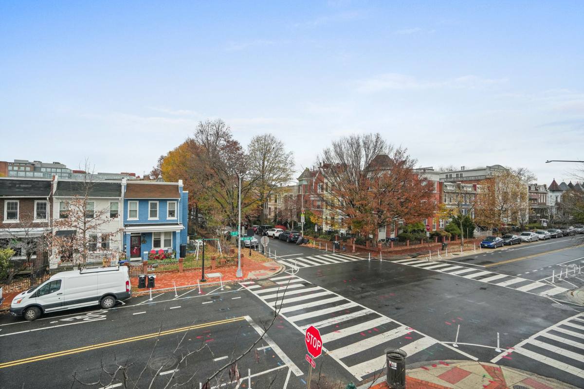 Apartment for rent at 235 F St NE, Washington, DC 20002