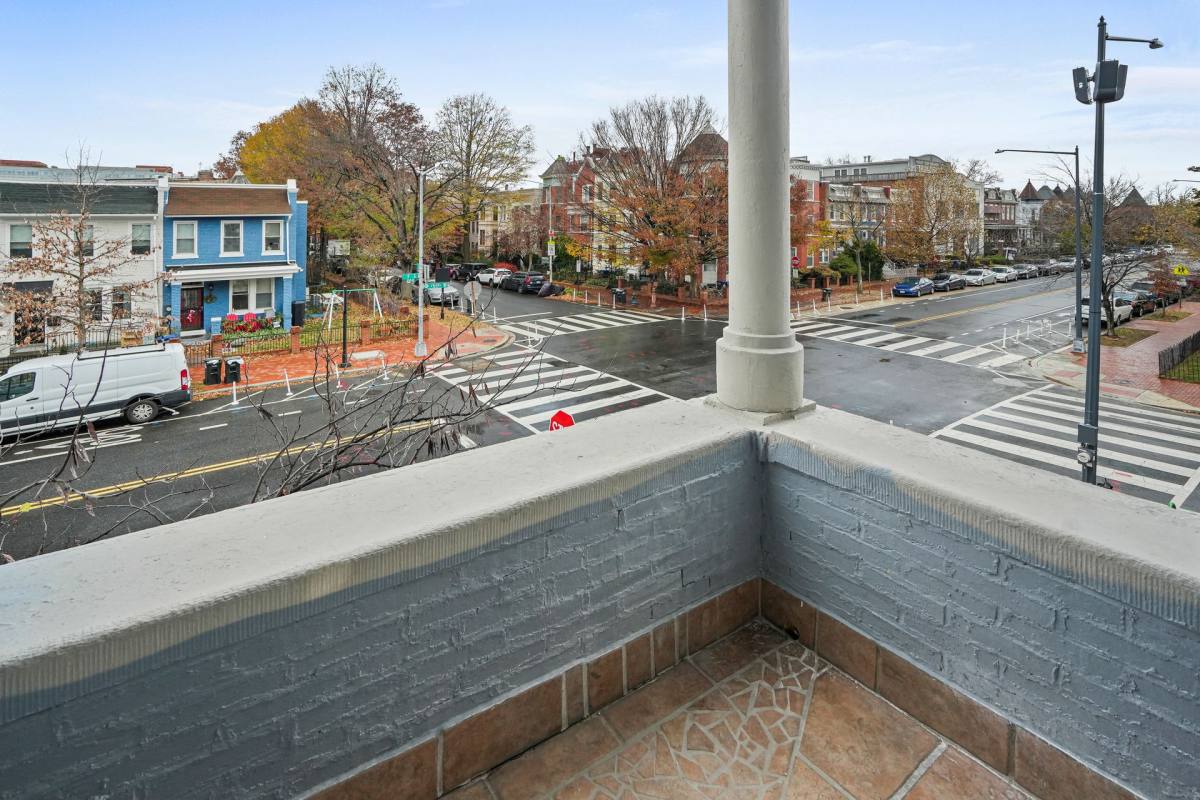Apartment for rent at 235 F St NE, Washington, DC 20002