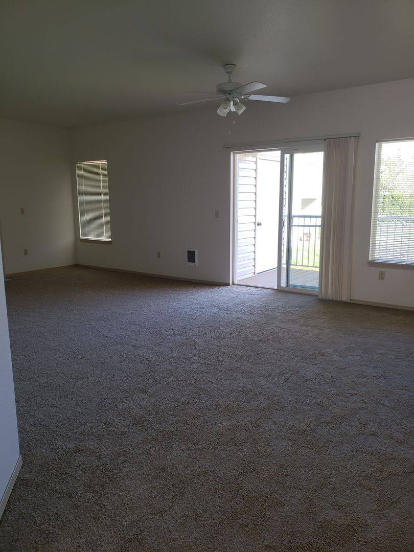 Apartment for rent at 808 Pool St, Eugene, OR 97401
