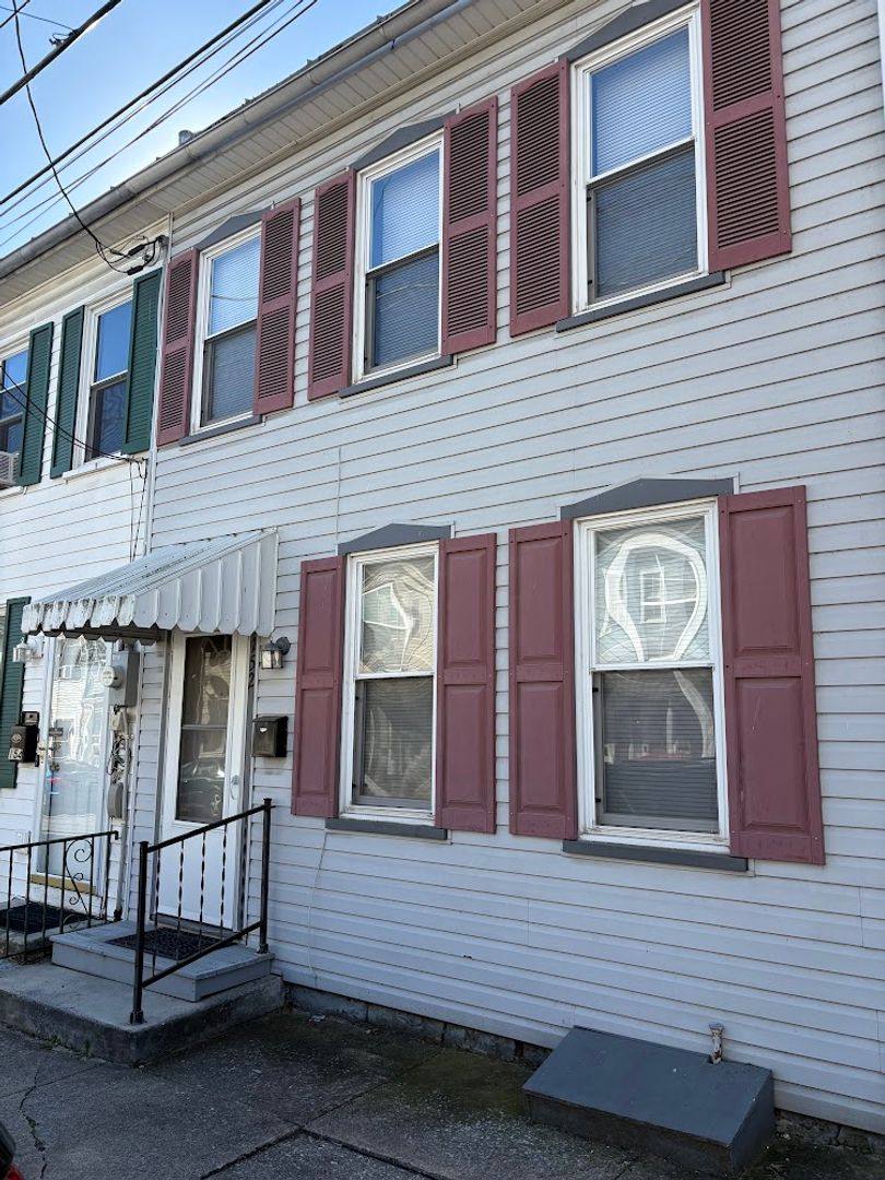 House for rent at 156 E Penn St, Carlisle, PA 17013