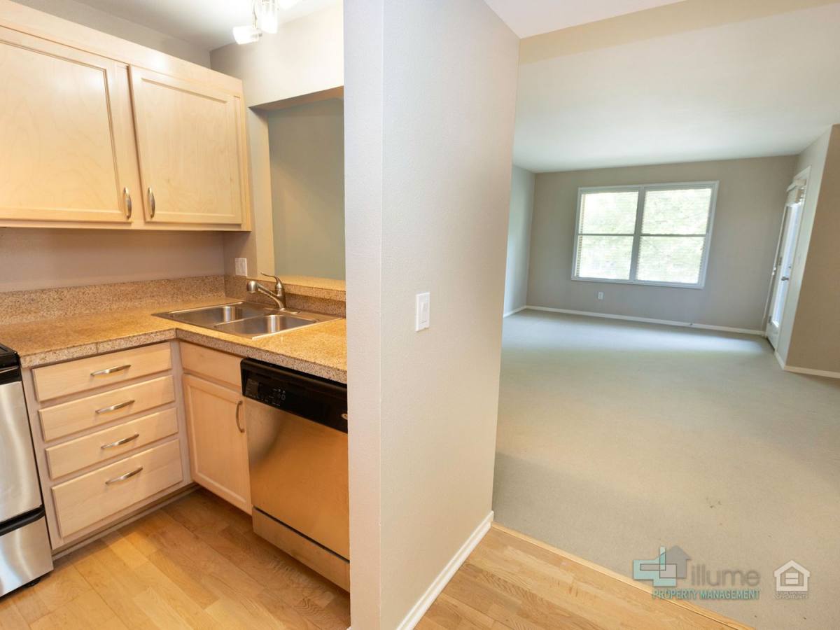Condo for rent at 1500 SW Park Ave #221, Portland, OR 97201