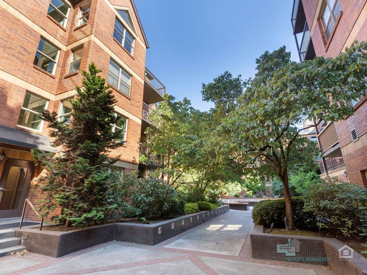 Condo for rent at 1500 SW Park Ave #221, Portland, OR 97201