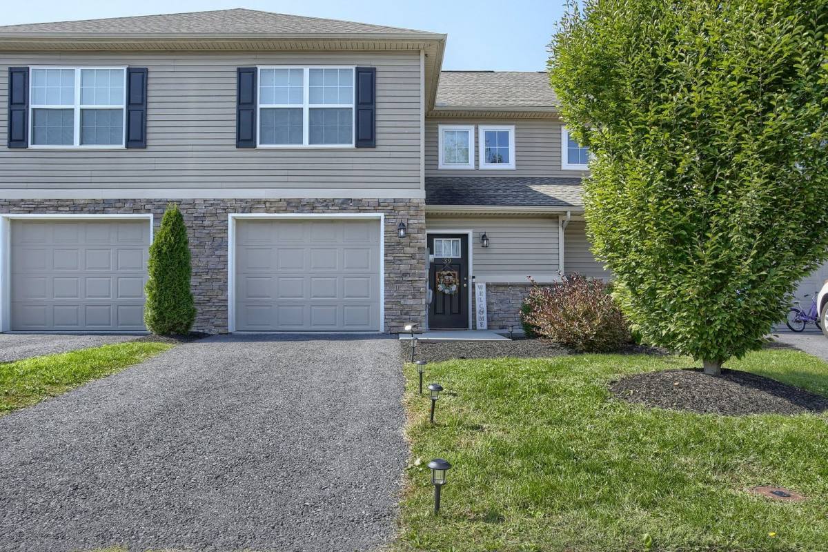Townhouse for rent at 39 Parker Spring Ave, Carlisle, PA 17013