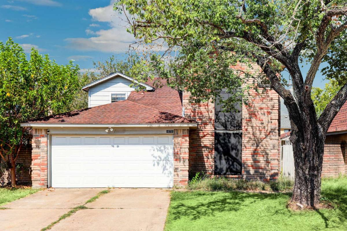 House for rent at 10731 Staghill Dr, Houston, TX 77064