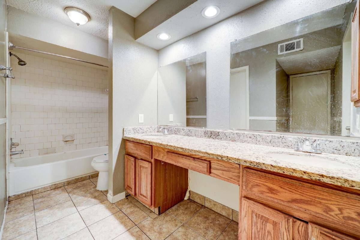 House for rent at 10731 Staghill Dr, Houston, TX 77064