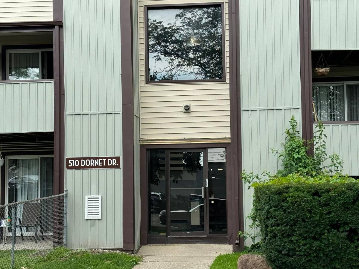 Apartment for rent at 400 Dornet Dr #435, Lansing, MI 48917