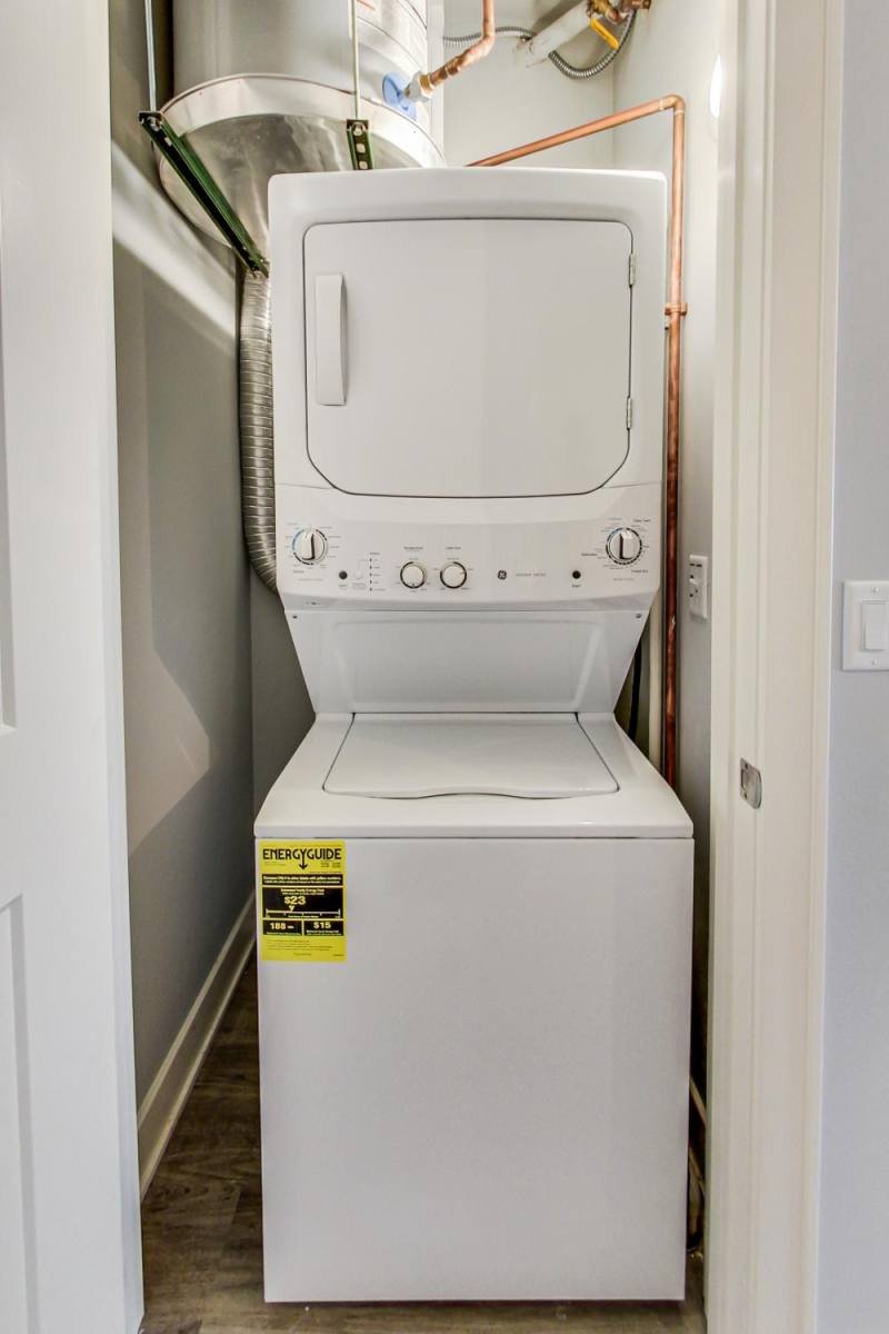 Apartment for rent at 300 W Division St, Chicago, IL 60610