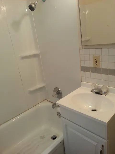 Townhouse for rent at 1300 E 18th Ave, Columbus, OH 43211