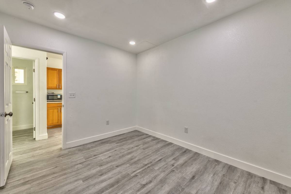 Apartment for rent at 339 N 10th St, Las Vegas, NV 89101