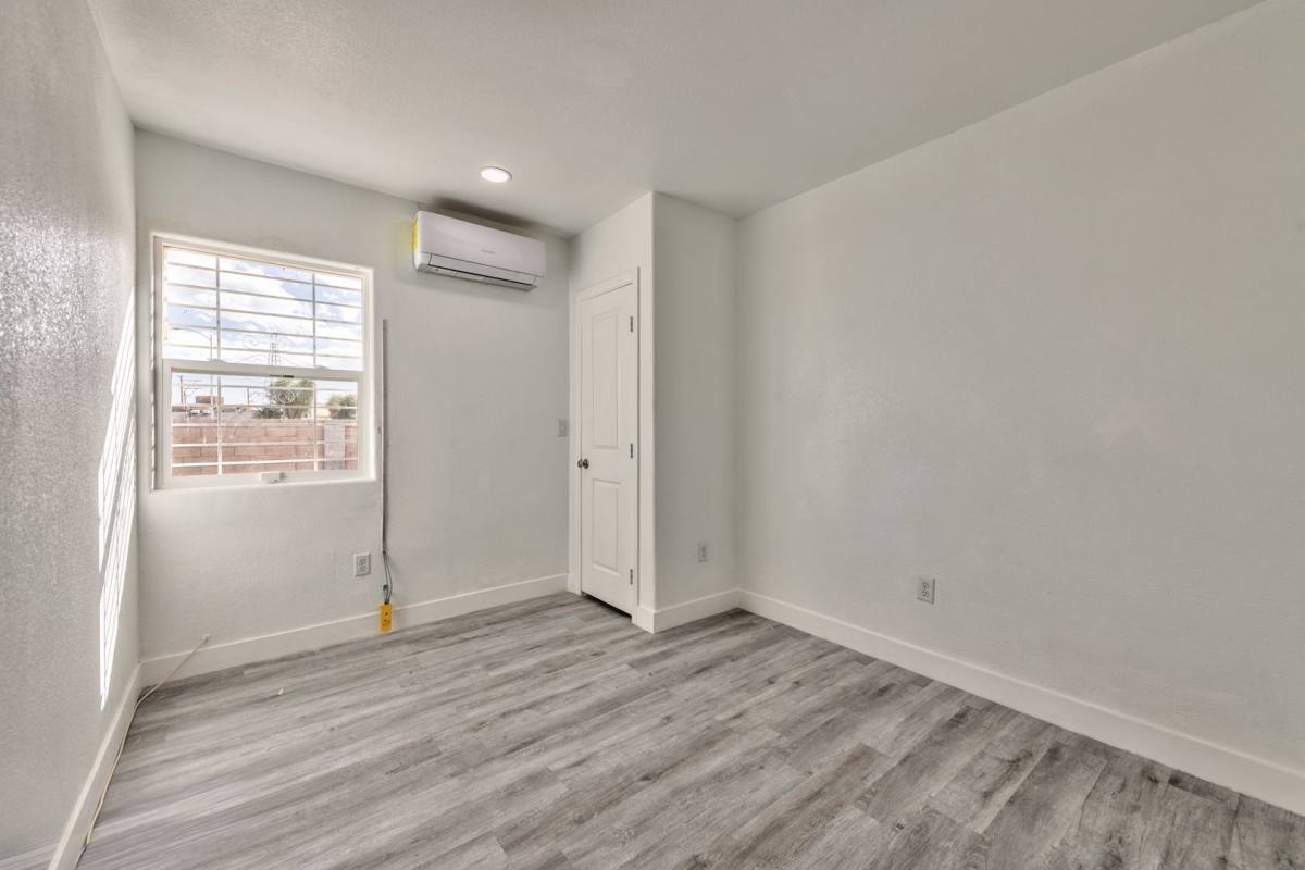 Apartment for rent at 339 N 10th St, Las Vegas, NV 89101