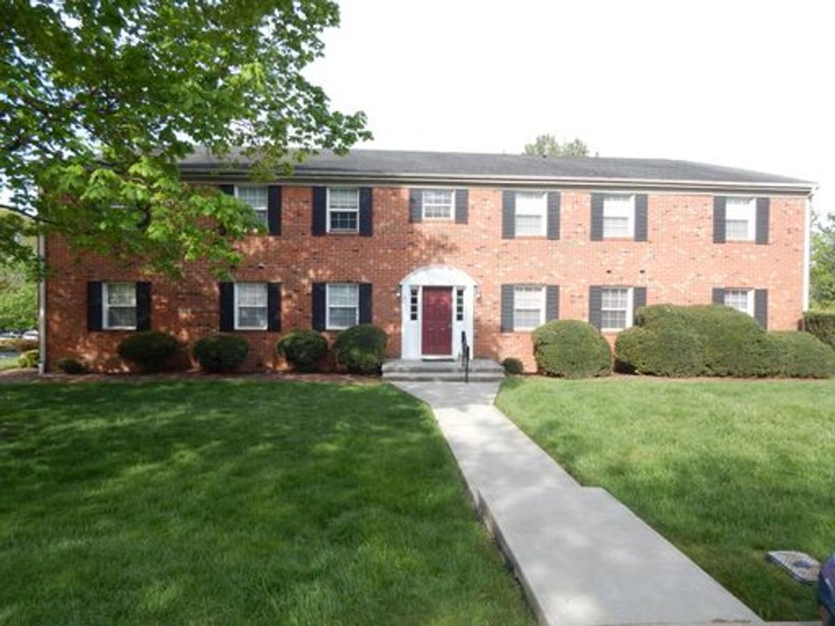 Apartment for rent at 311 Loudon Rd, Christiansburg, VA 24073