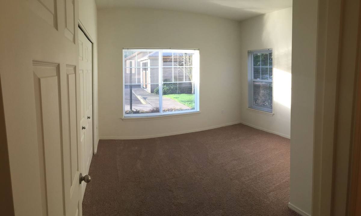 Apartment for rent at 117 NE 25th Ave, Hillsboro, OR 97124
