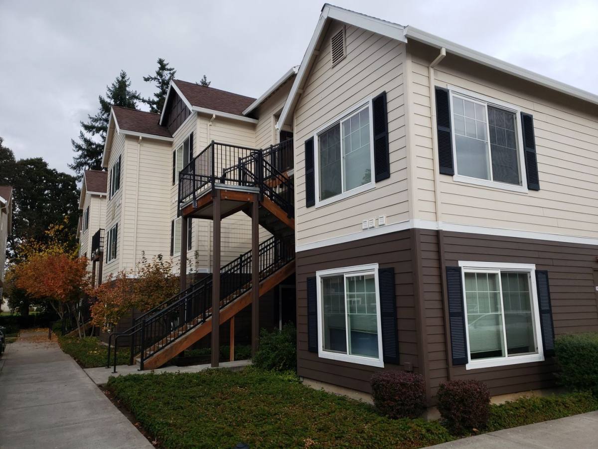 Apartment for rent at 117 NE 25th Ave, Hillsboro, OR 97124