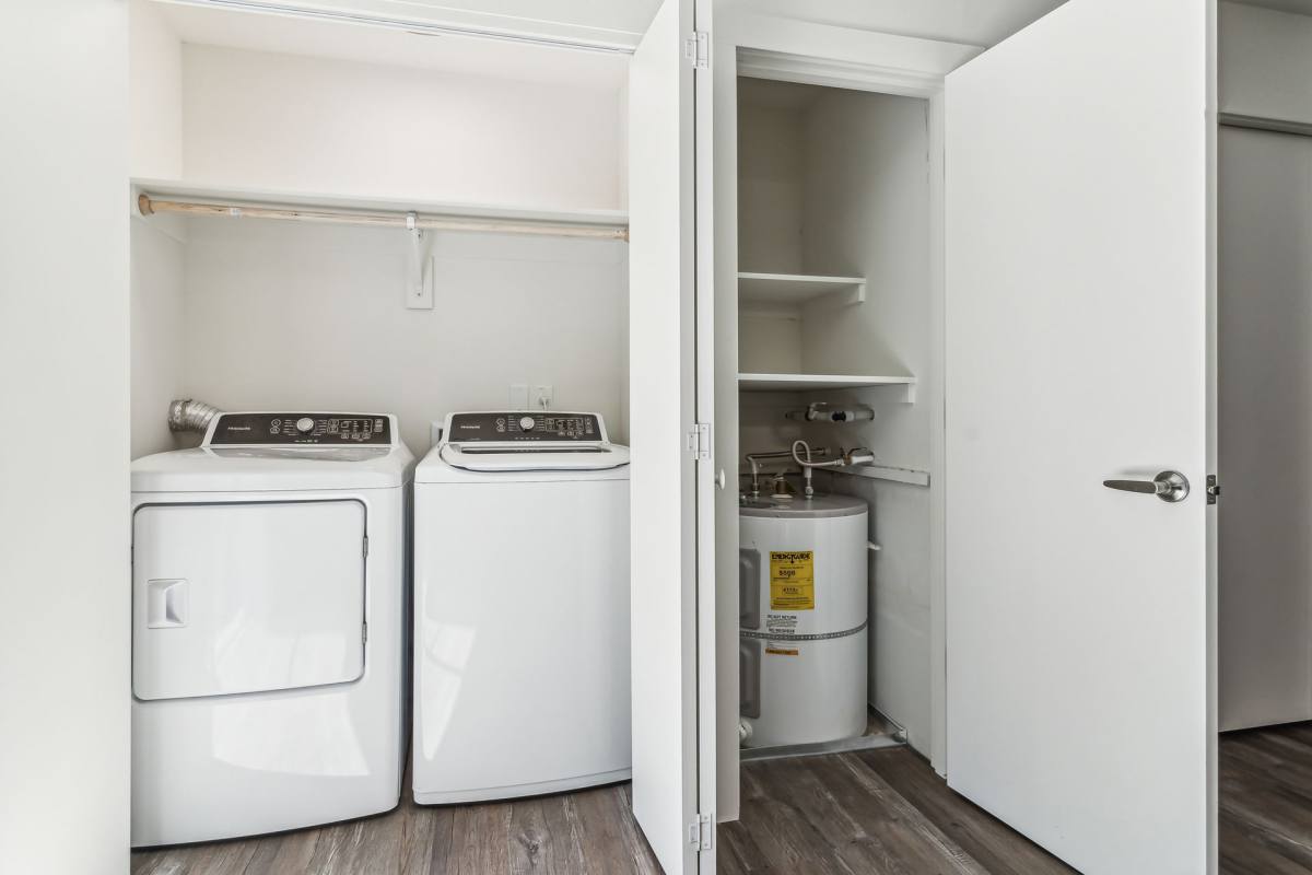 Townhouse for rent at 2016 SE 122nd Ave, Portland, OR 97233