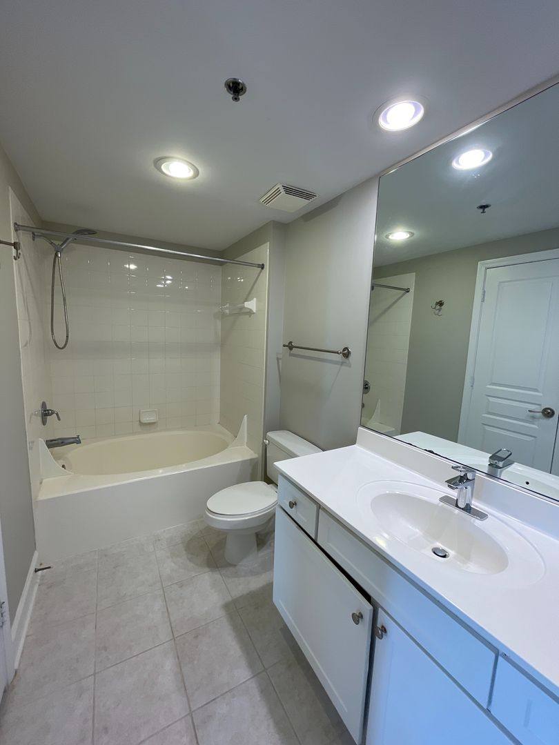 Condo for rent at 1315 E Blvd, Charlotte, NC 28203