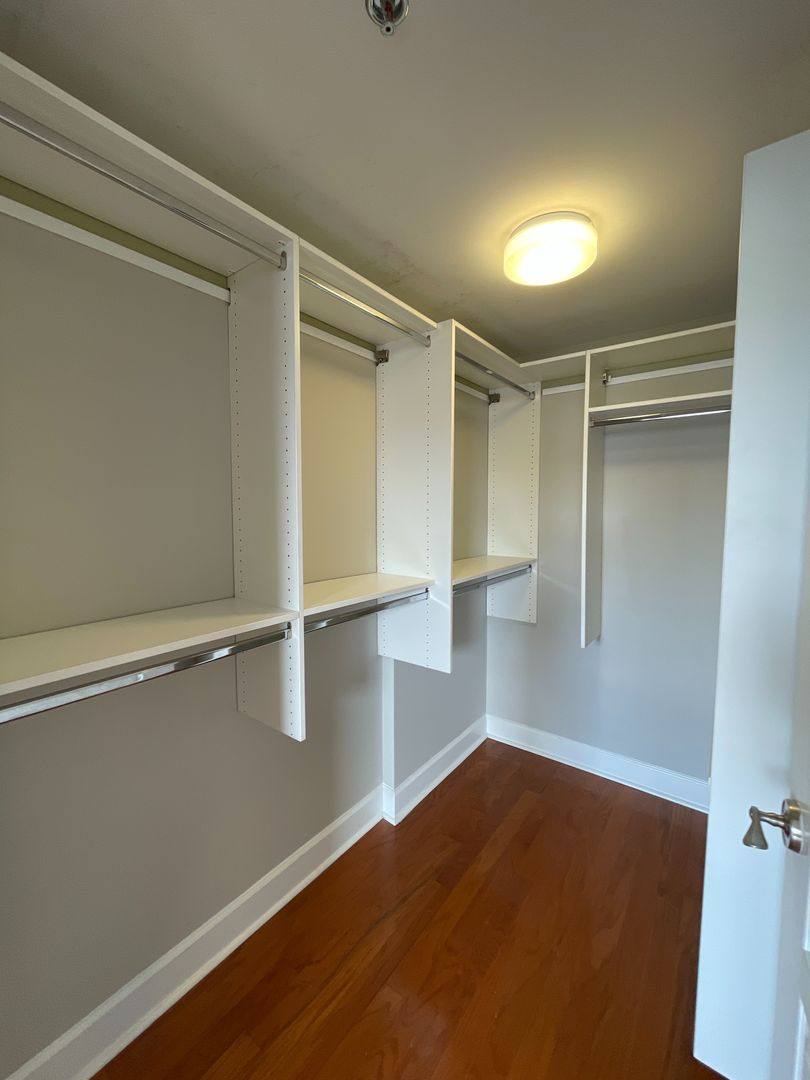 Condo for rent at 1315 E Blvd, Charlotte, NC 28203