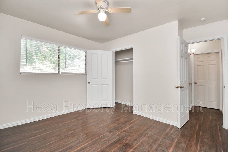 Apartment for rent at 4207 Phlox St #4, Houston, TX 77051