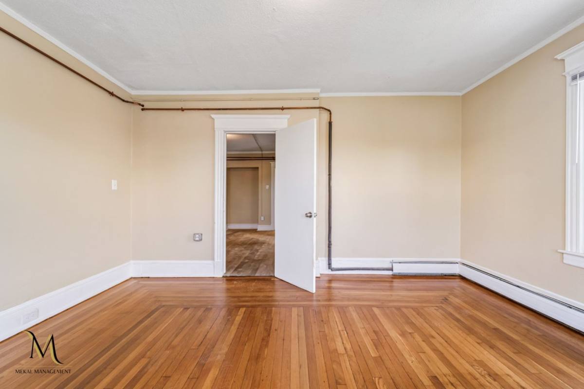Apartment for rent at 683 State St, Springfield, MA 01109