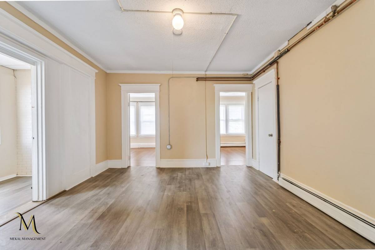 Apartment for rent at 683 State St, Springfield, MA 01109