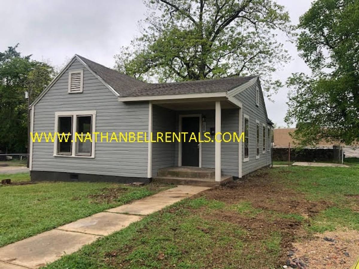 House for rent at 266 SE 5th St, Paris, TX 75462