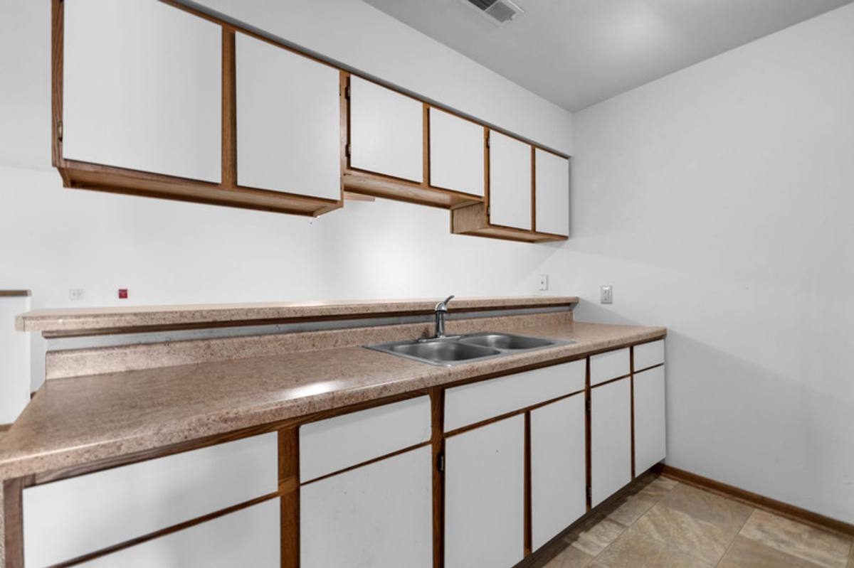 Apartment for rent at 251 Fox Lane, Walworth, WI 53184
