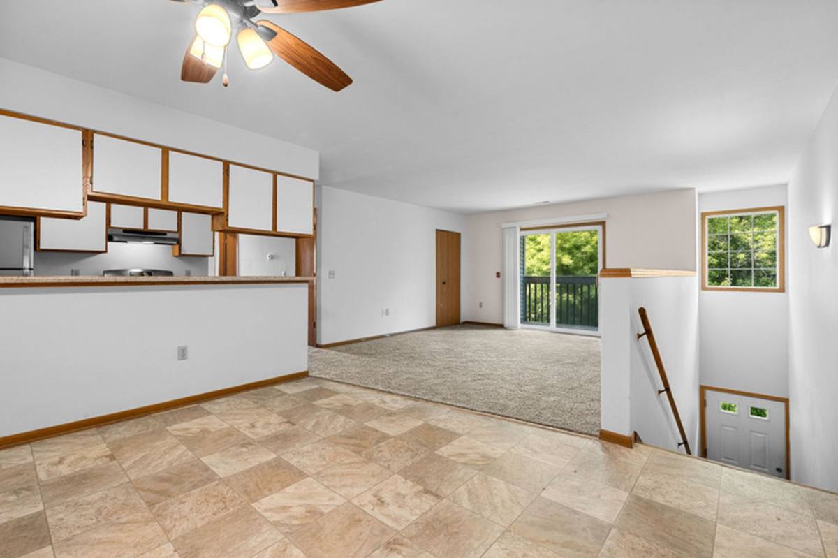 Apartment for rent at 251 Fox Lane, Walworth, WI 53184