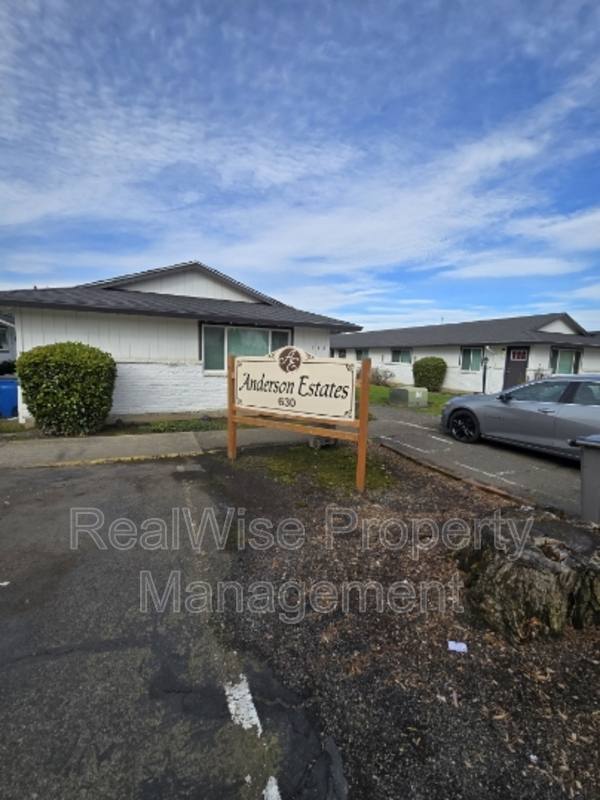 Apartment for rent at 616 NE Anderson St, Vancouver, WA 98665
