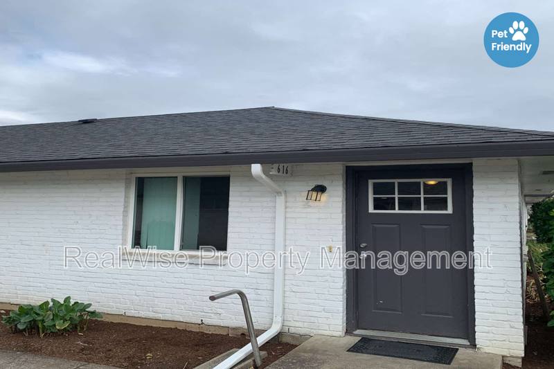 Apartment for rent at 616 NE Anderson St, Vancouver, WA 98665