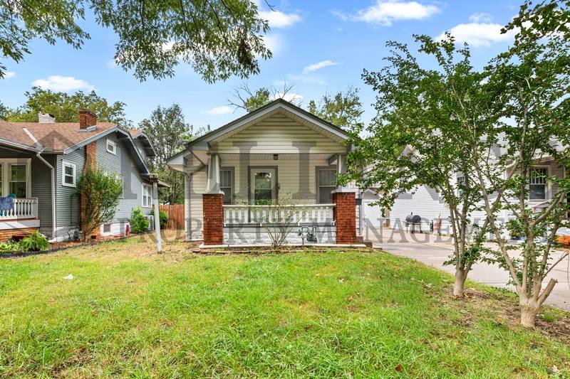 House for rent at 621 S Green St, Wichita, KS 67211