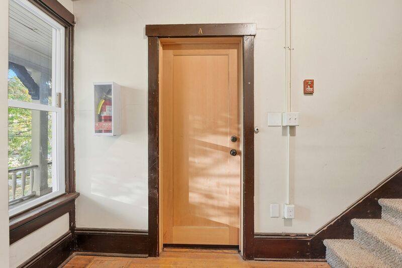 Apartment for rent at 615 W 6th Ave #A, Spokane, WA 99204