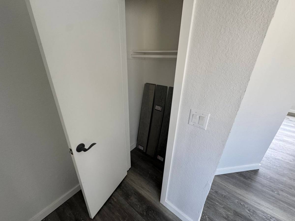 Apartment for rent at 13751 Cherry St, Westminster, CA 92683