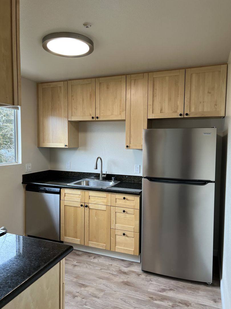 Apartment for rent at 6200 Montecito Blvd, Santa Rosa, CA 95409