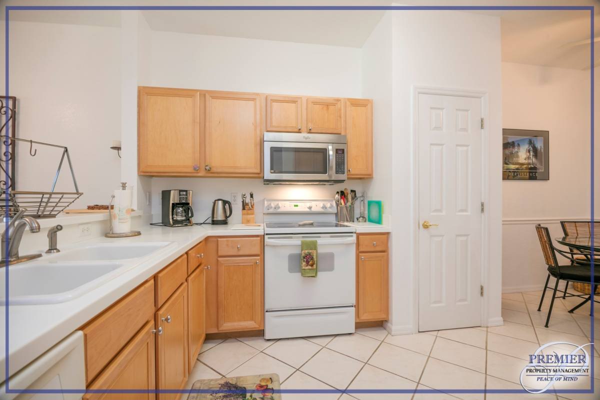 House for rent at 3964 Bishopwood Court E, Naples, FL 34114
