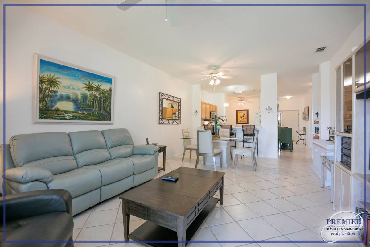 House for rent at 3964 Bishopwood Court E, Naples, FL 34114