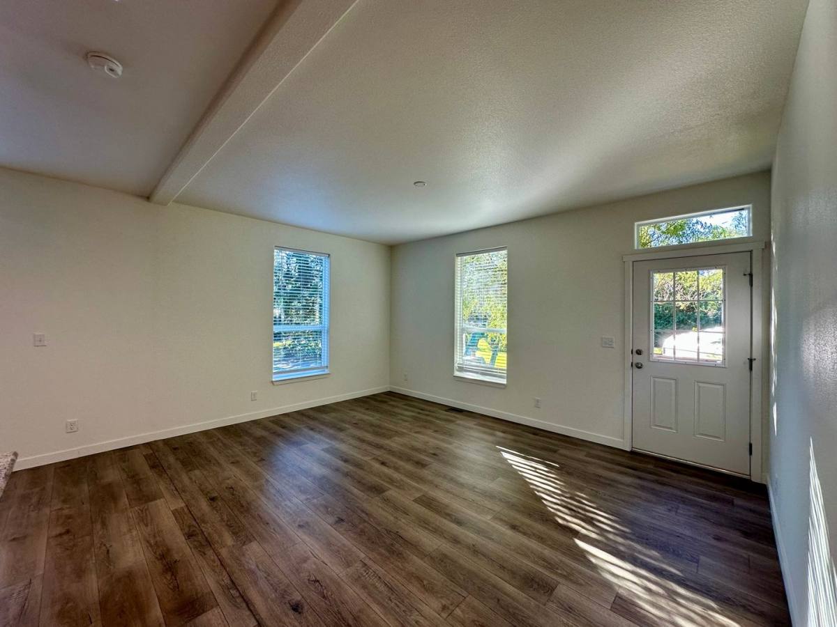Apartment for rent at 2119 Aldergrove Rd, Ferndale, WA 98248