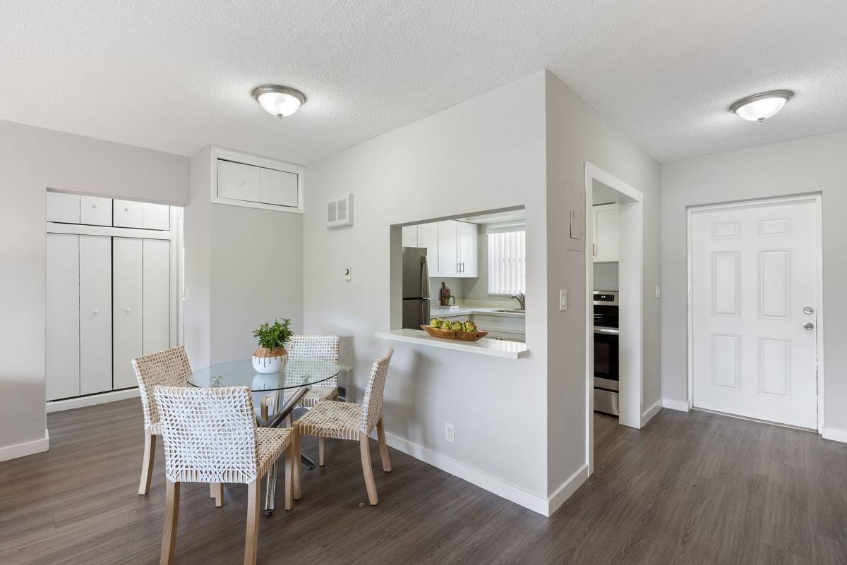 Apartment for rent at 550 NE 20th St, Fort Lauderdale, FL 33305