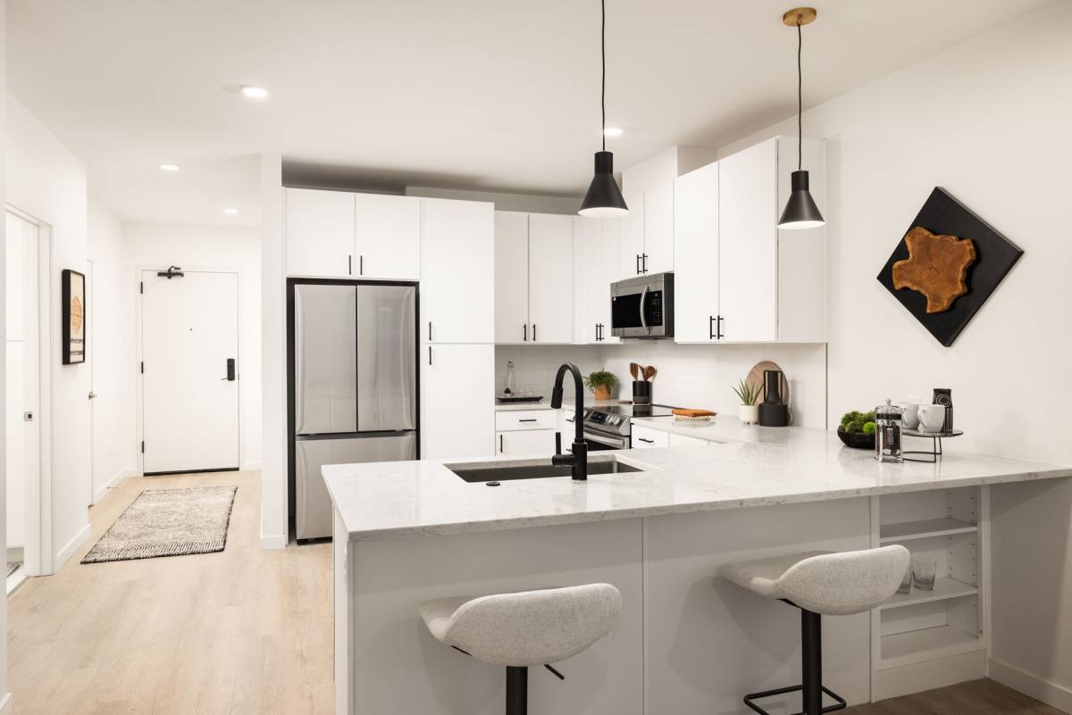 Apartment for rent at 955 N Bannock St, Denver, CO 80204