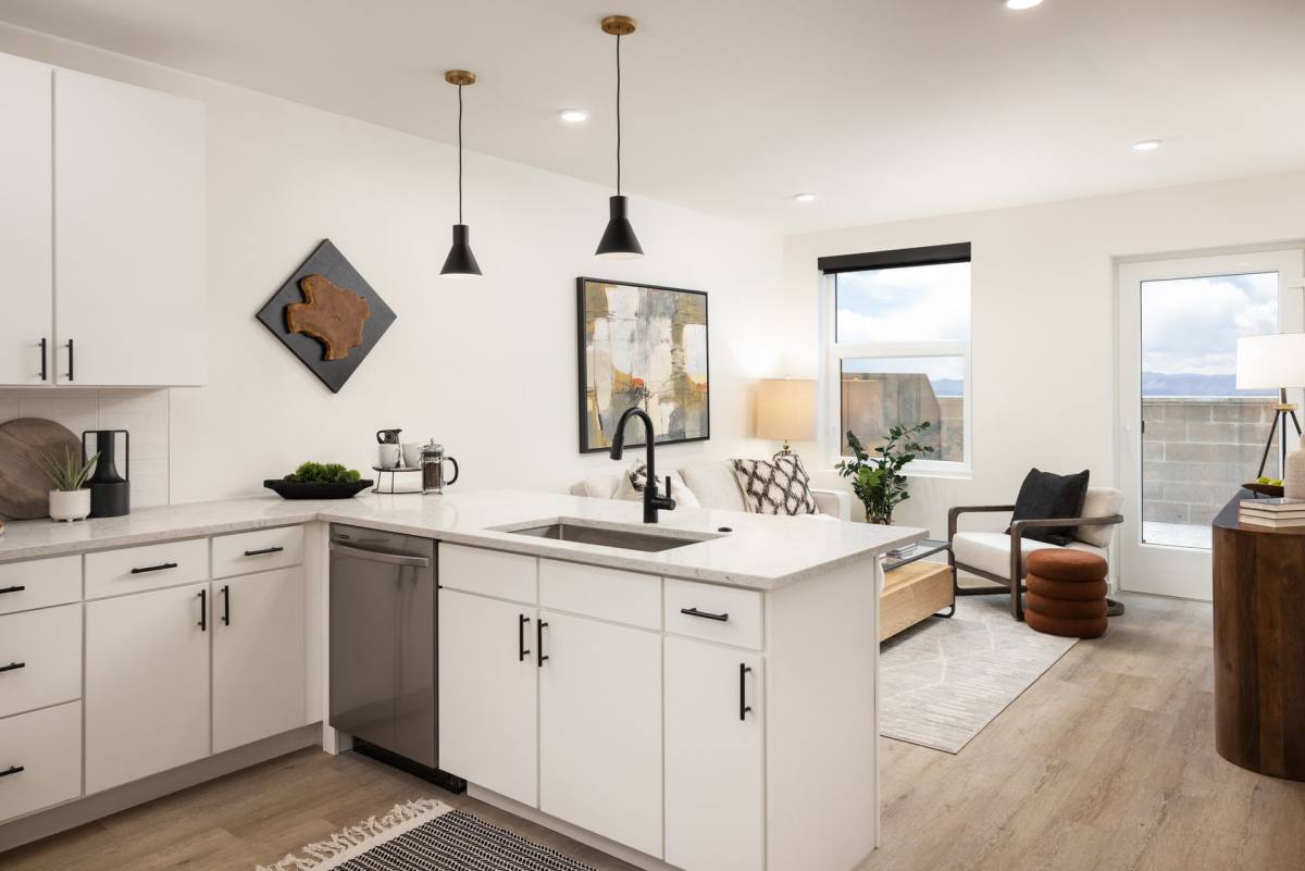 Apartment for rent at 955 N Bannock St, Denver, CO 80204