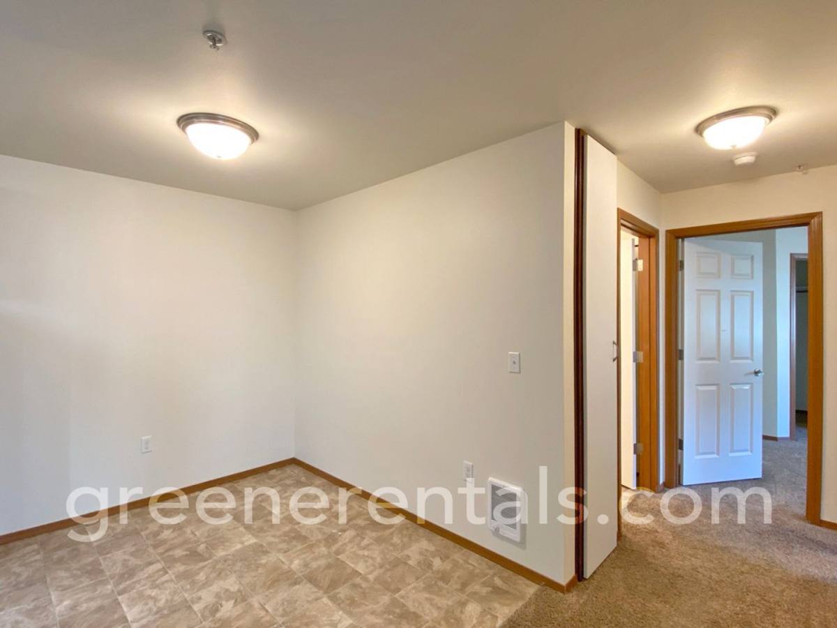 Apartment for rent at 1415 Evergreen Park Dr SW, Olympia, WA 98502