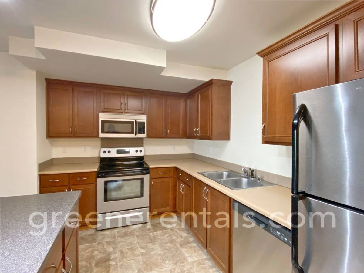 Apartment for rent at 1415 Evergreen Park Dr SW, Olympia, WA 98502