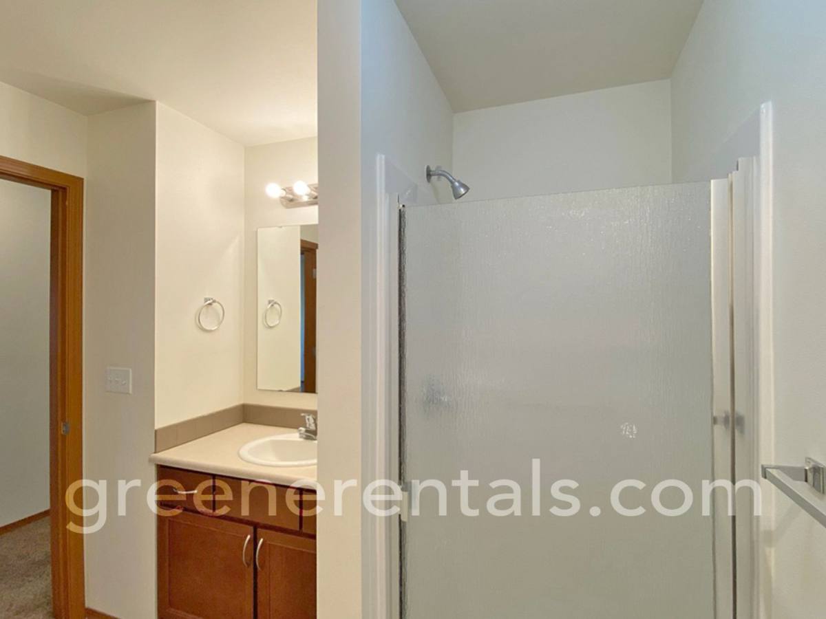 Apartment for rent at 1415 Evergreen Park Dr SW, Olympia, WA 98502