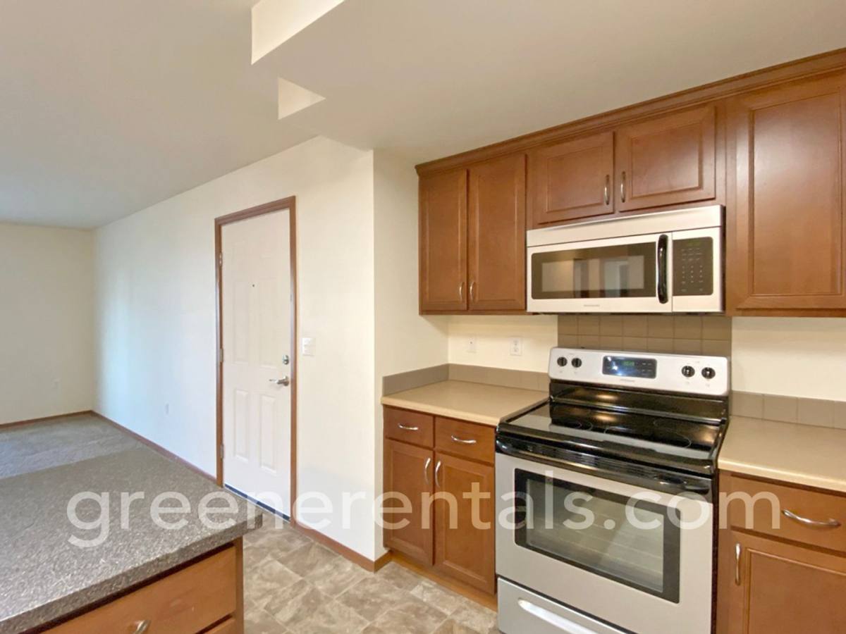 Apartment for rent at 1415 Evergreen Park Dr SW, Olympia, WA 98502