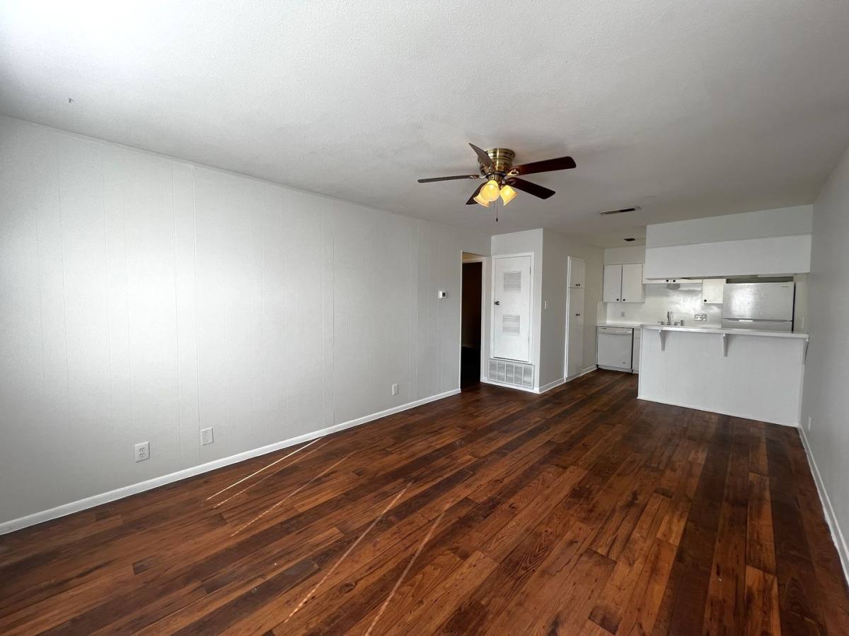 Apartment for rent at 1037 E 44th St, Austin, TX 78751