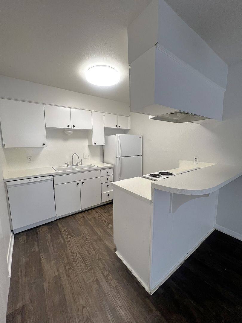 Apartment for rent at 1037 E 44th St, Austin, TX 78751