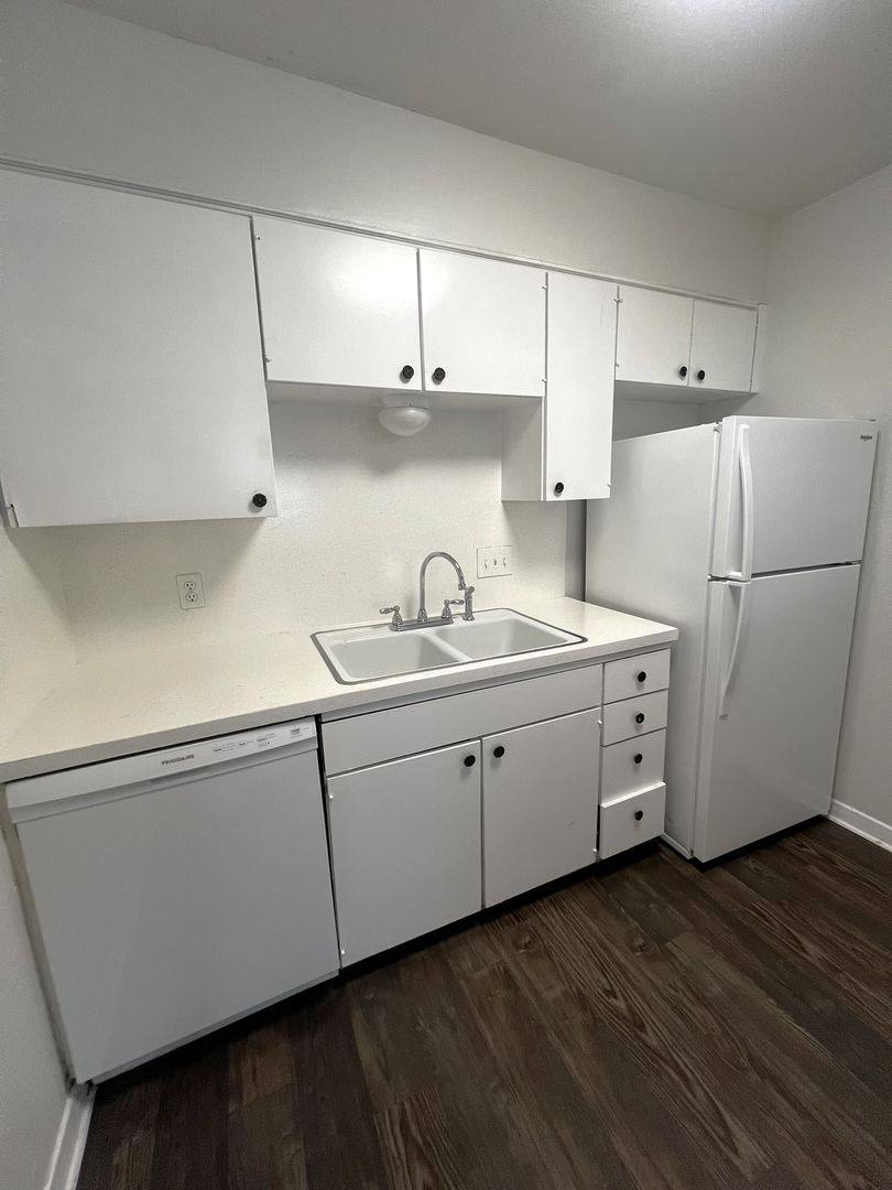 Apartment for rent at 1037 E 44th St, Austin, TX 78751